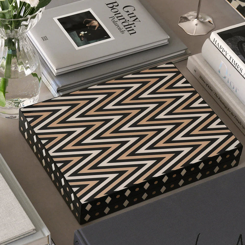 Lacquered Backgammon | Black