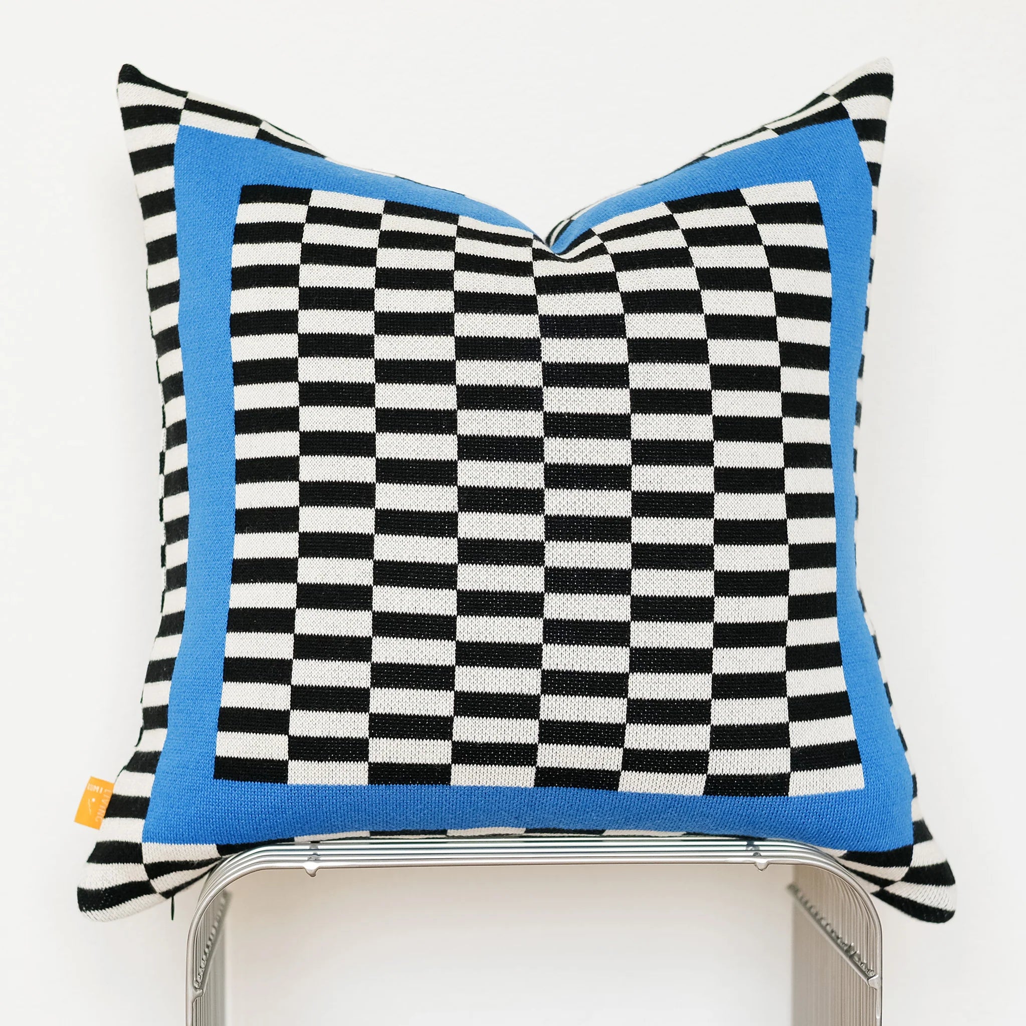 Style-03_01_1024x1024_2x_jpg.webp